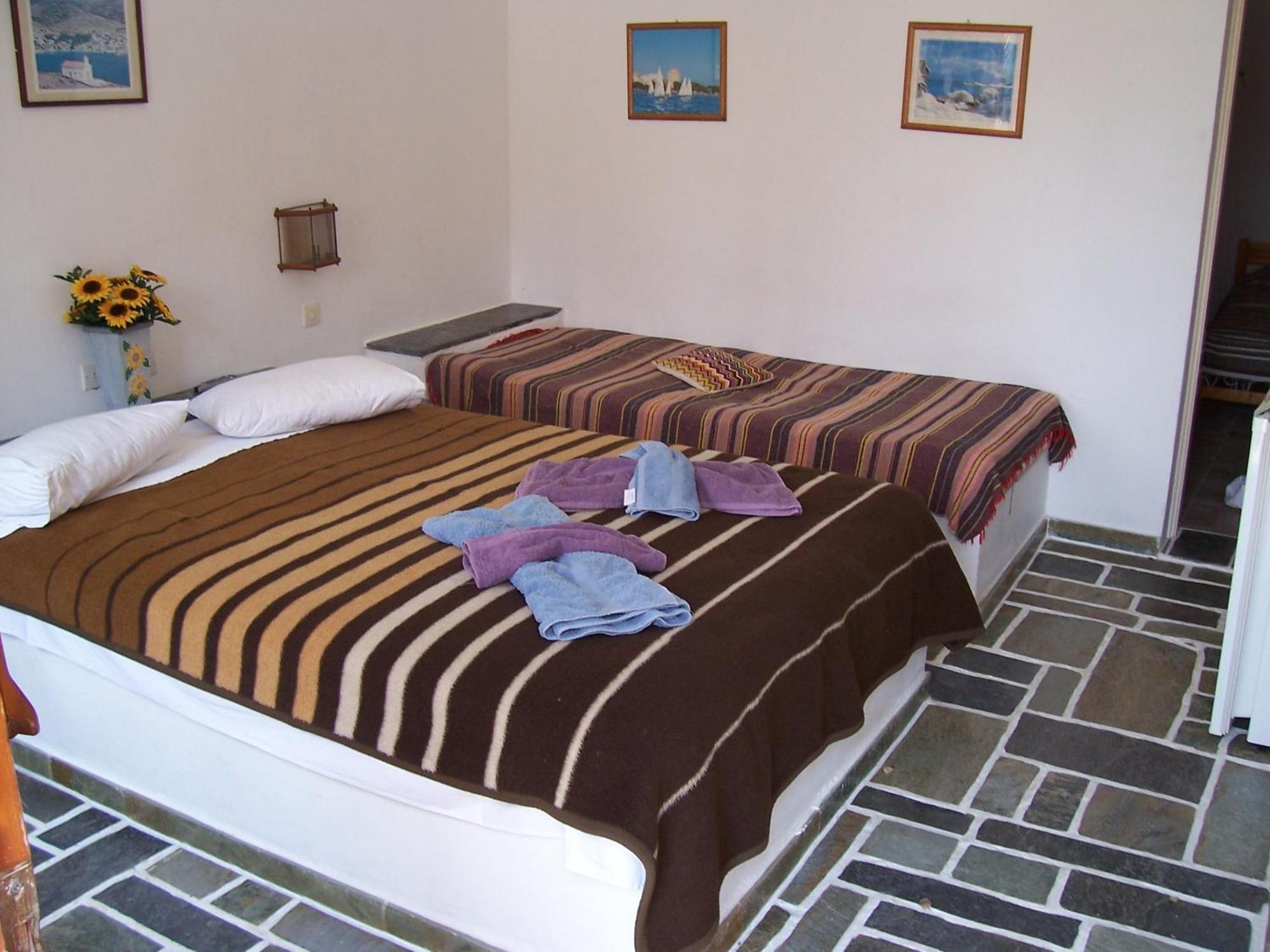 Pension Irini-Vicky Иос Экстерьер фото