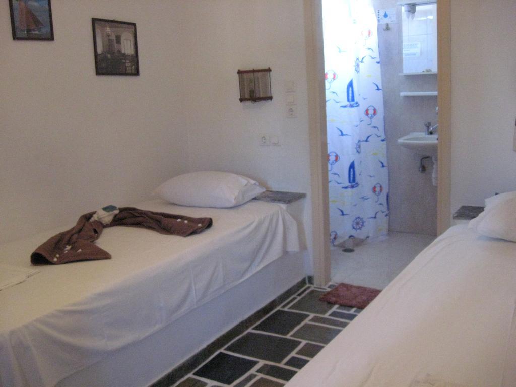 Pension Irini-Vicky Иос Экстерьер фото